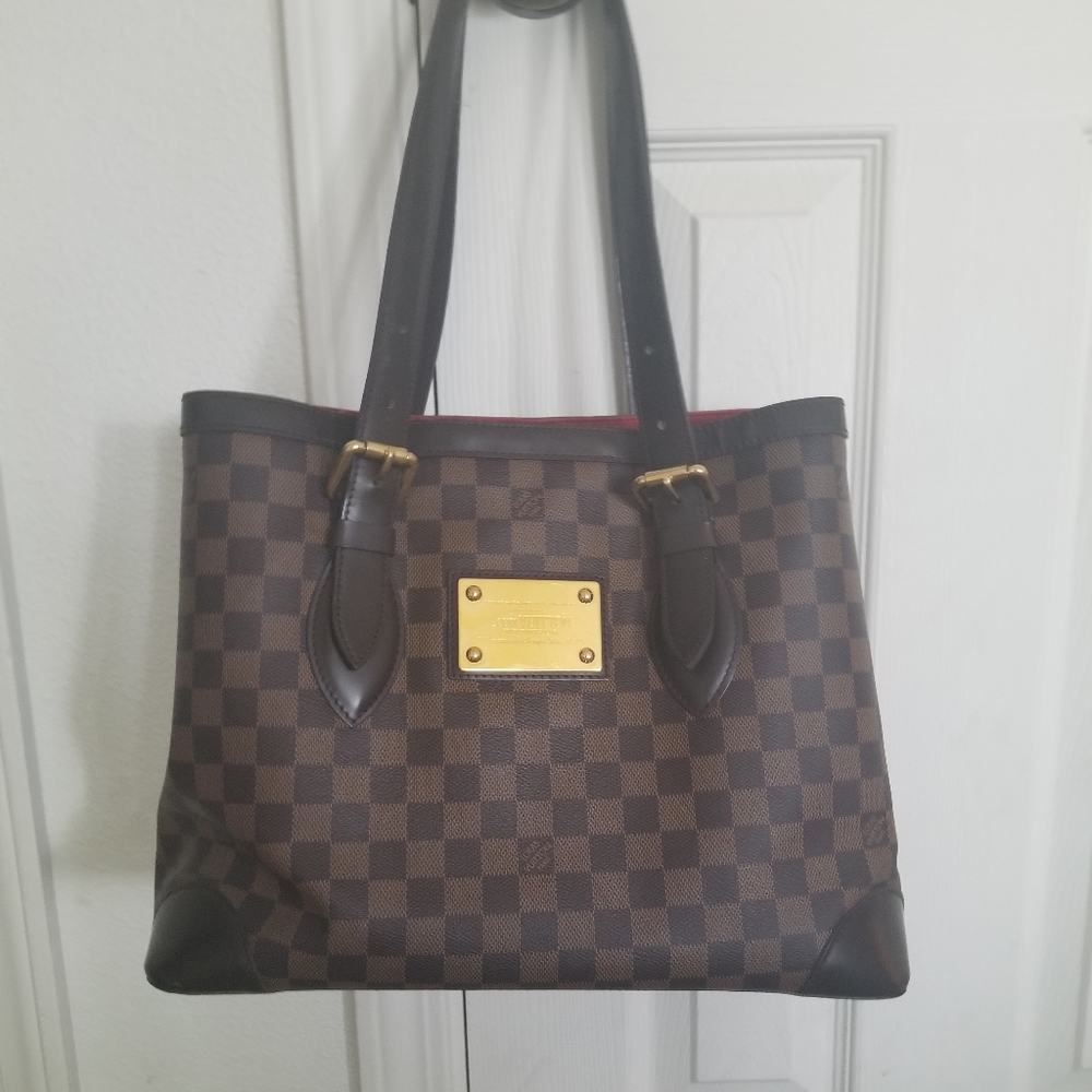 LV damier ebene